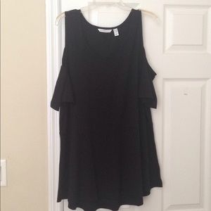 Sleeveless blouse